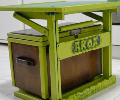 Pupitre Para El Baul - Desk to the Trunk