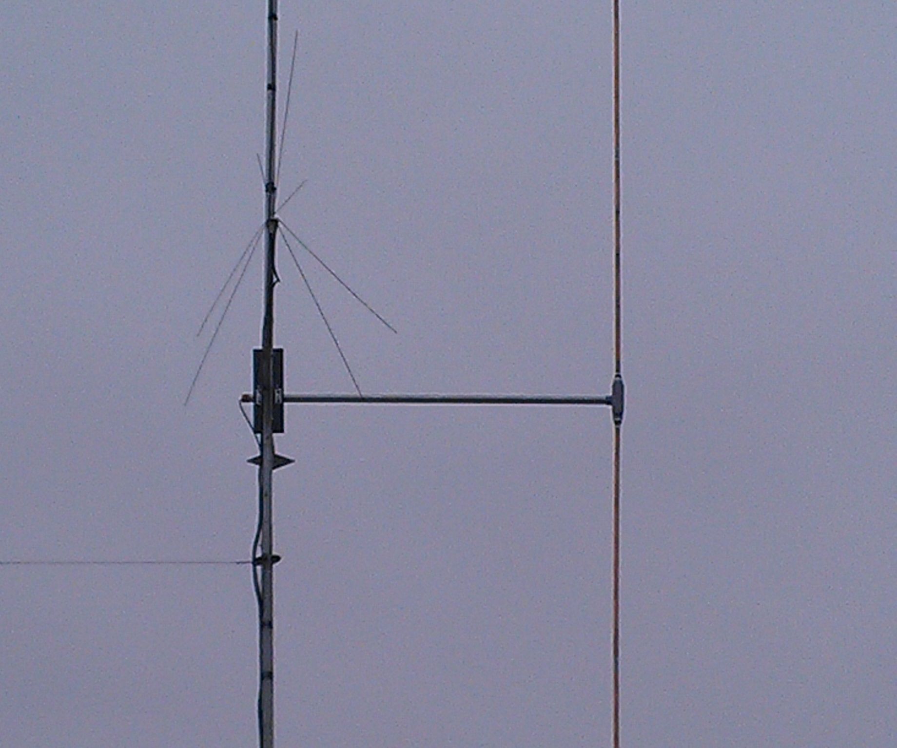 My Experiment in Building a Vertical Dipole Antenna
