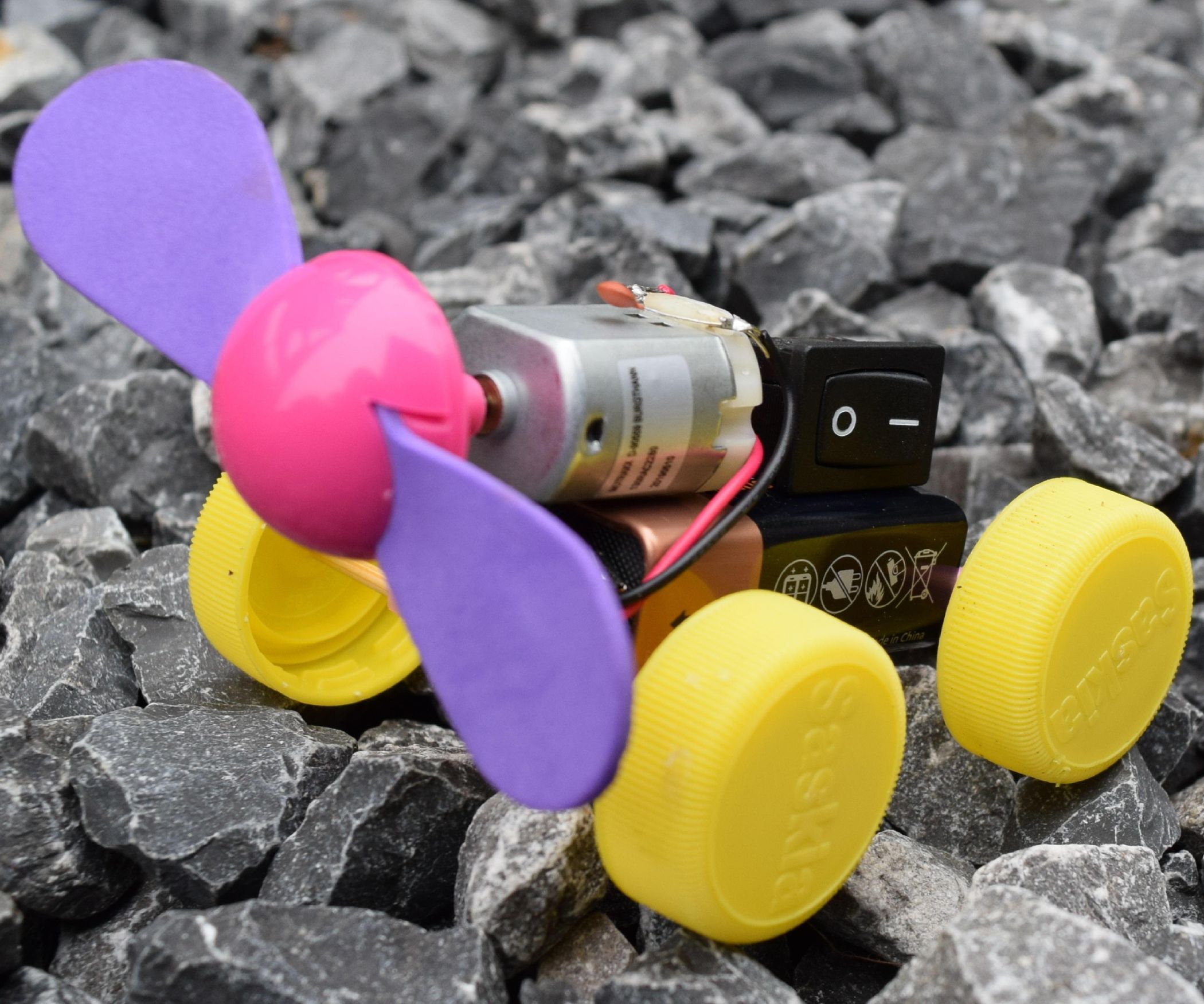 DC Motor Propeller Car : 7 Steps - Instructables