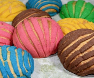 Conchas- Mexican Sweet Bread