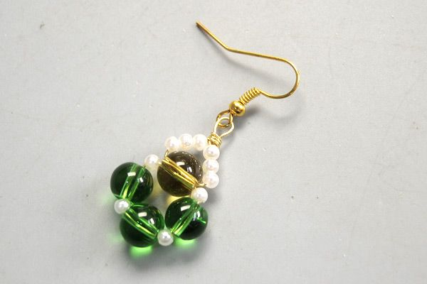 Beebeecraft Tutorials on How to Make Earrings With Glass Beads and ...