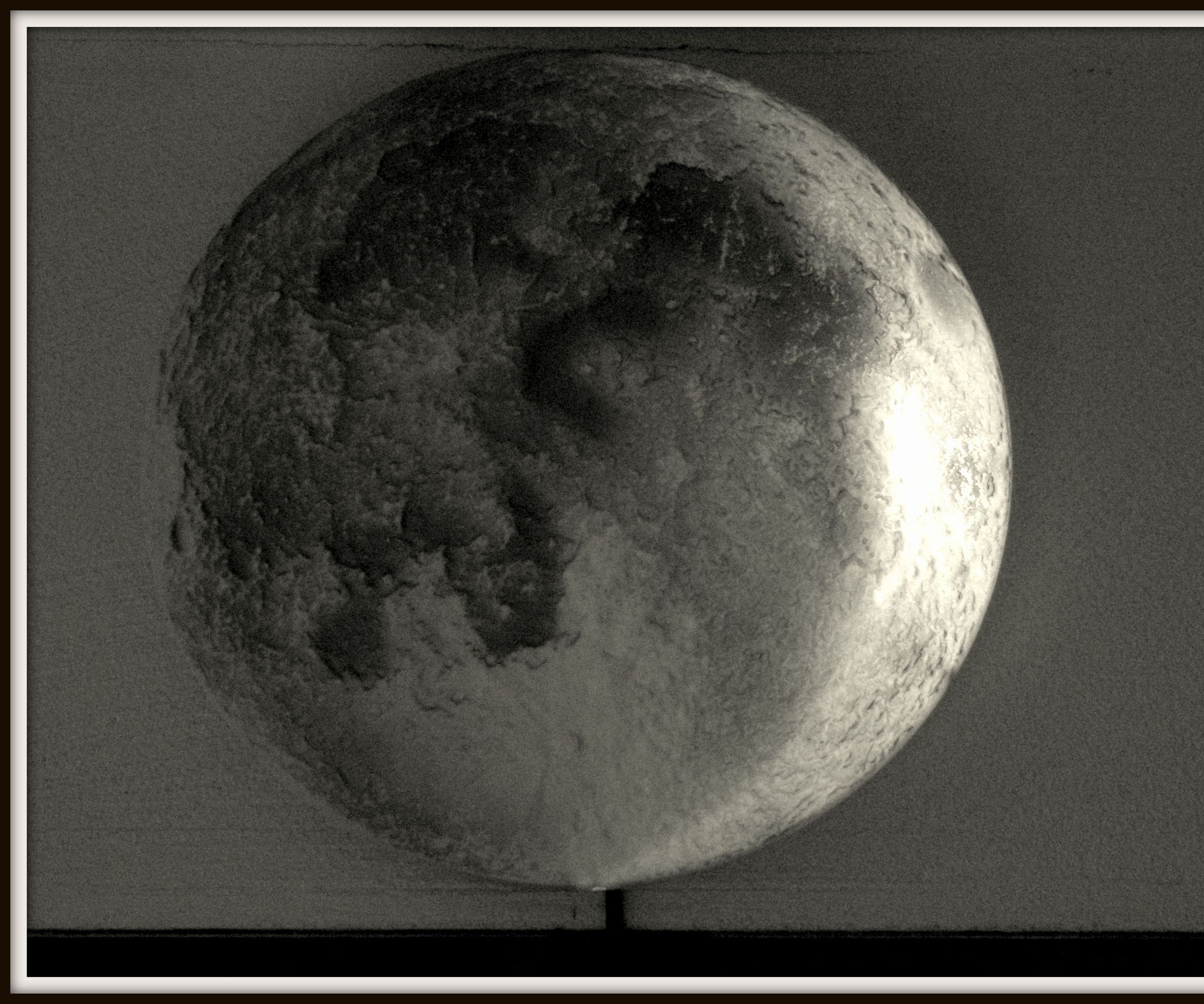 Arduino Controlled Model Moon Synchronizes Phase Changes With Actual Lunar Calendar