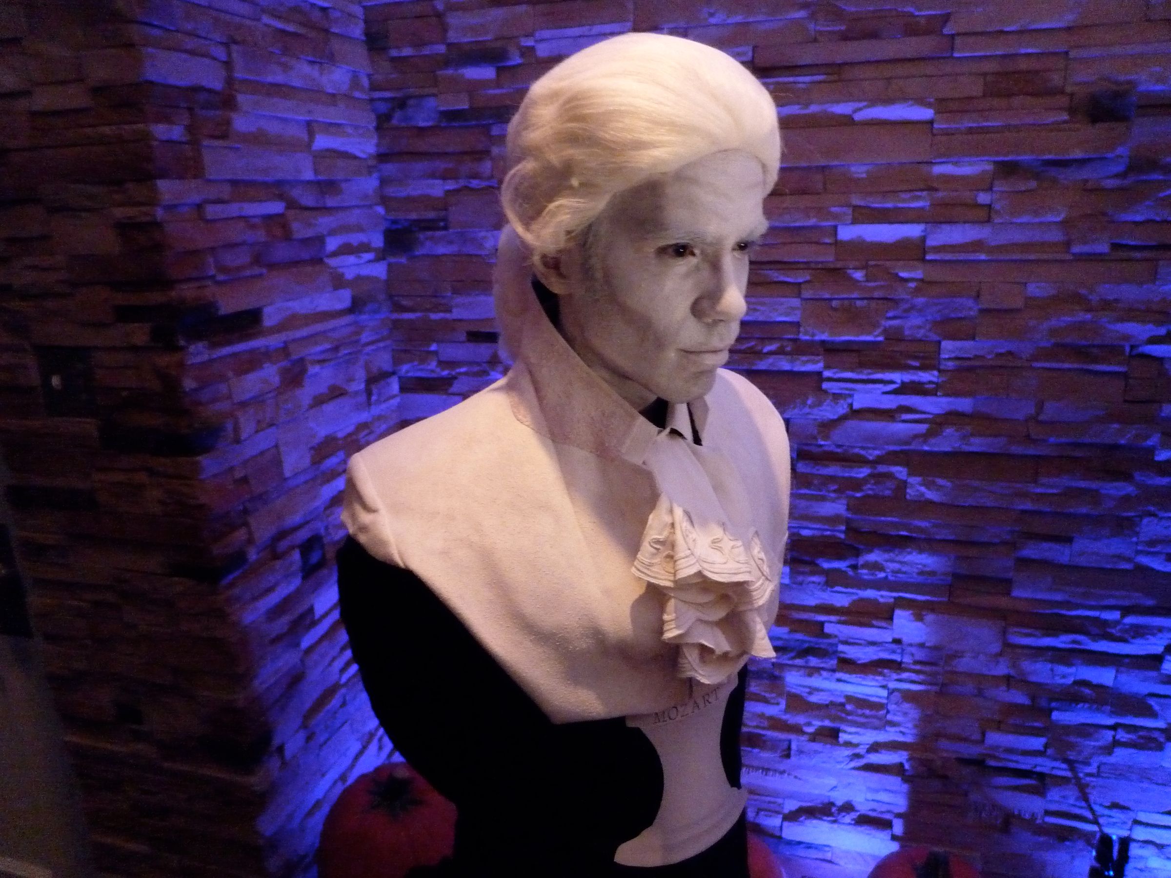 Composer Bust Statue Costumes 8 Steps (with Pictures) Instructables
