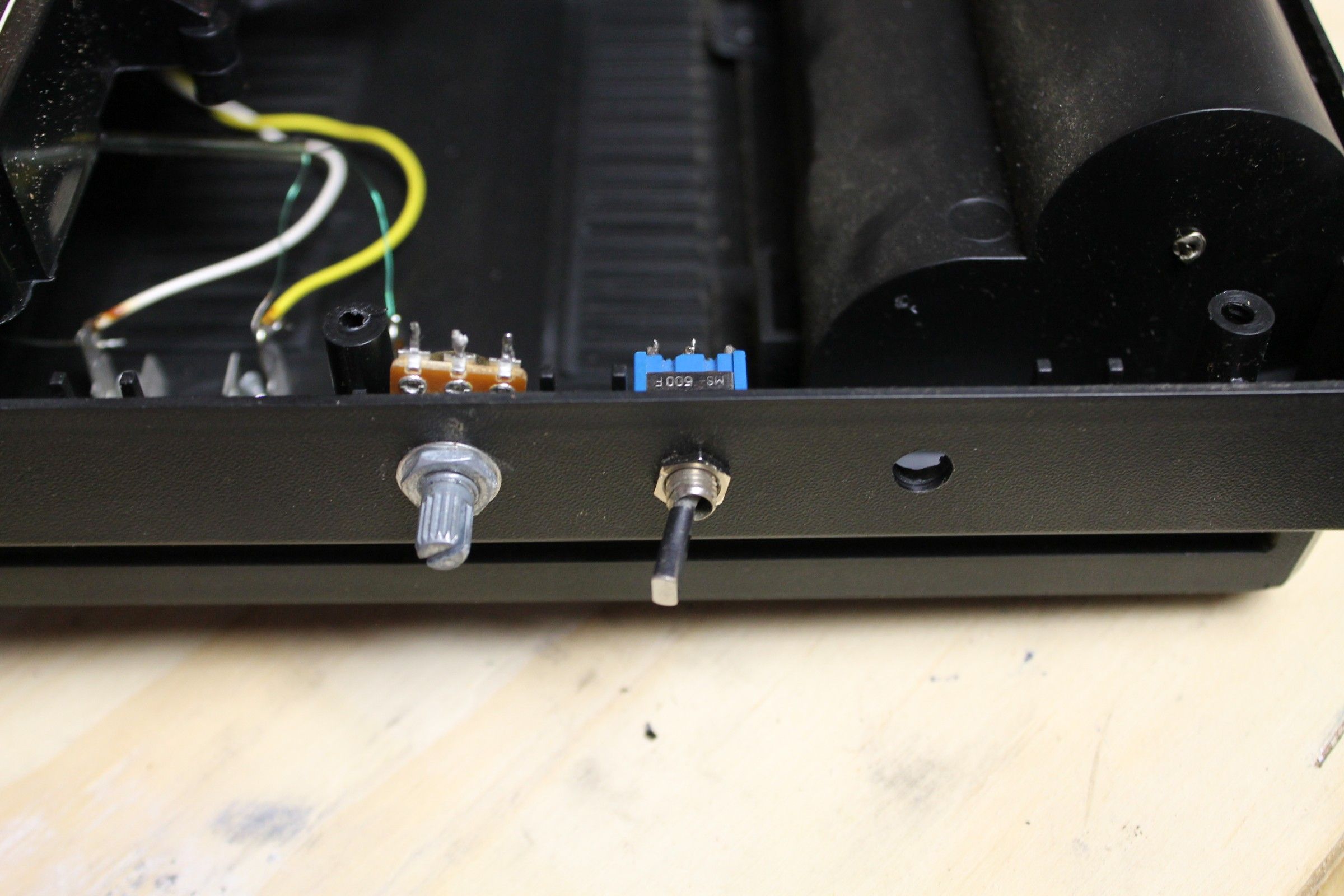 Hack Any Radio Into a Guitar Amp V2 : 9 Steps (with Pictures ...