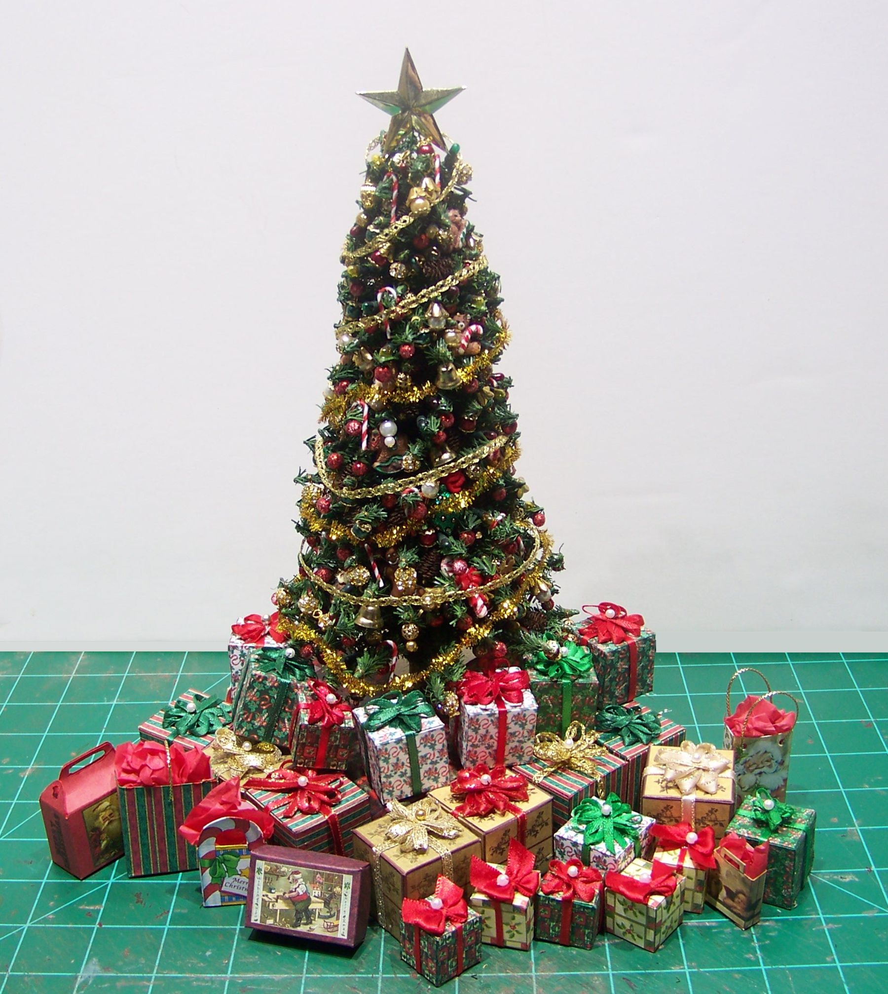 Making Mini Christmas Presents 9 Steps (with Pictures) Instructables