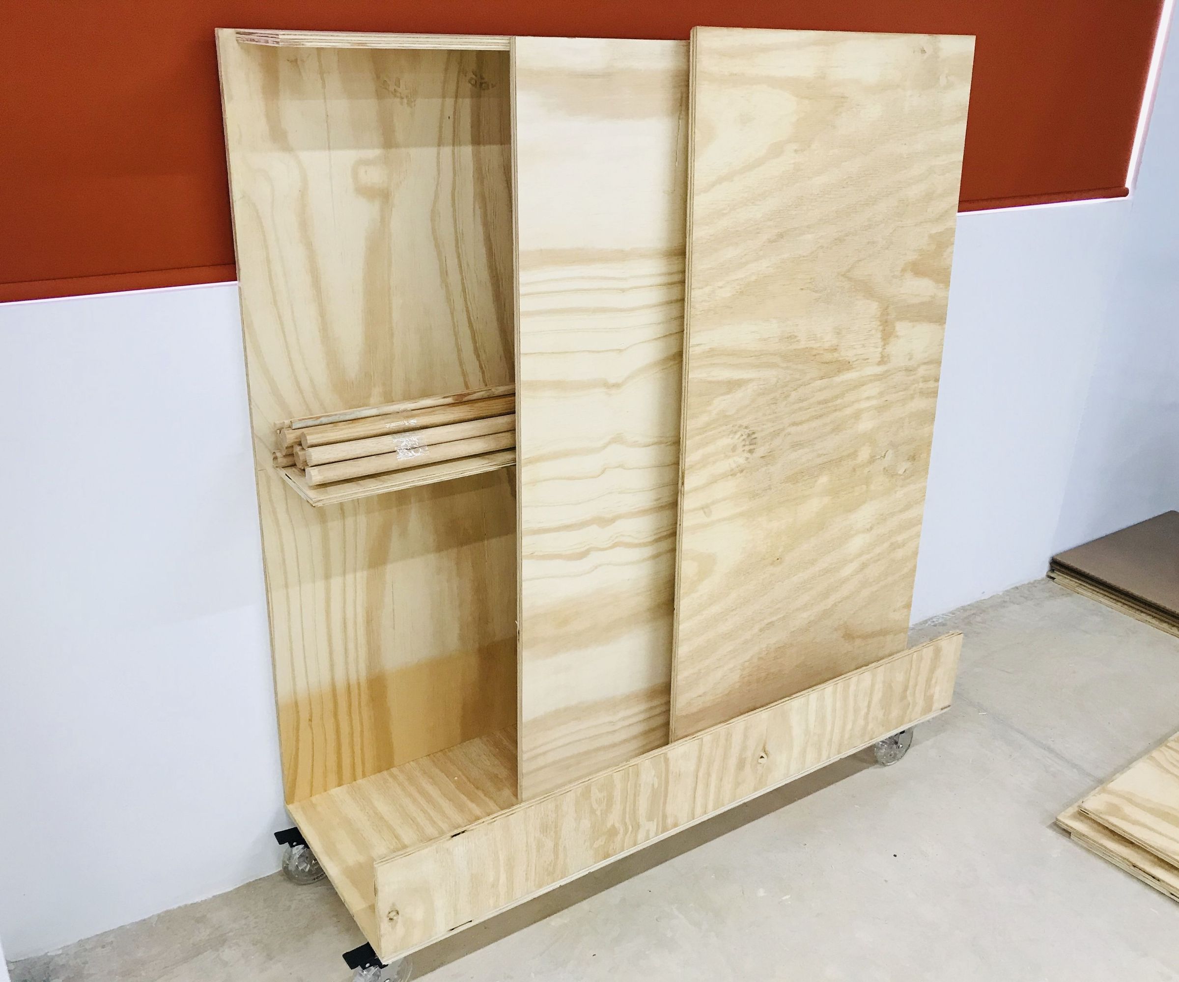 Wood Storage Cart / Carrito Organizador Madera