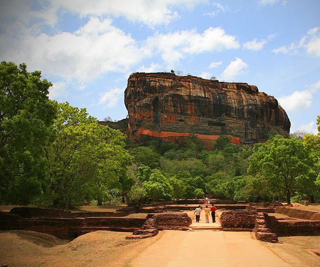 How to Book Holiday Flights to Sigiriya Sri Lanka 