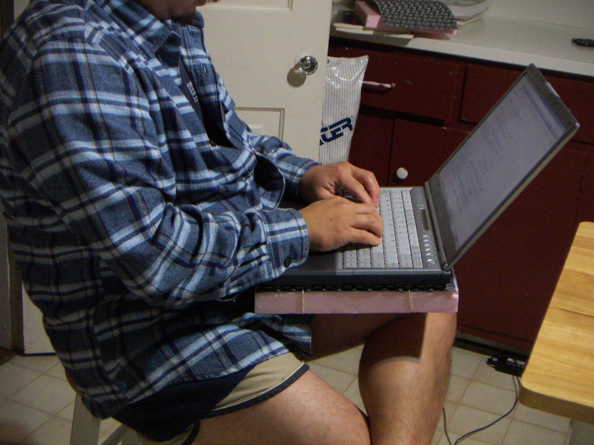 Insulating Laptop Pad