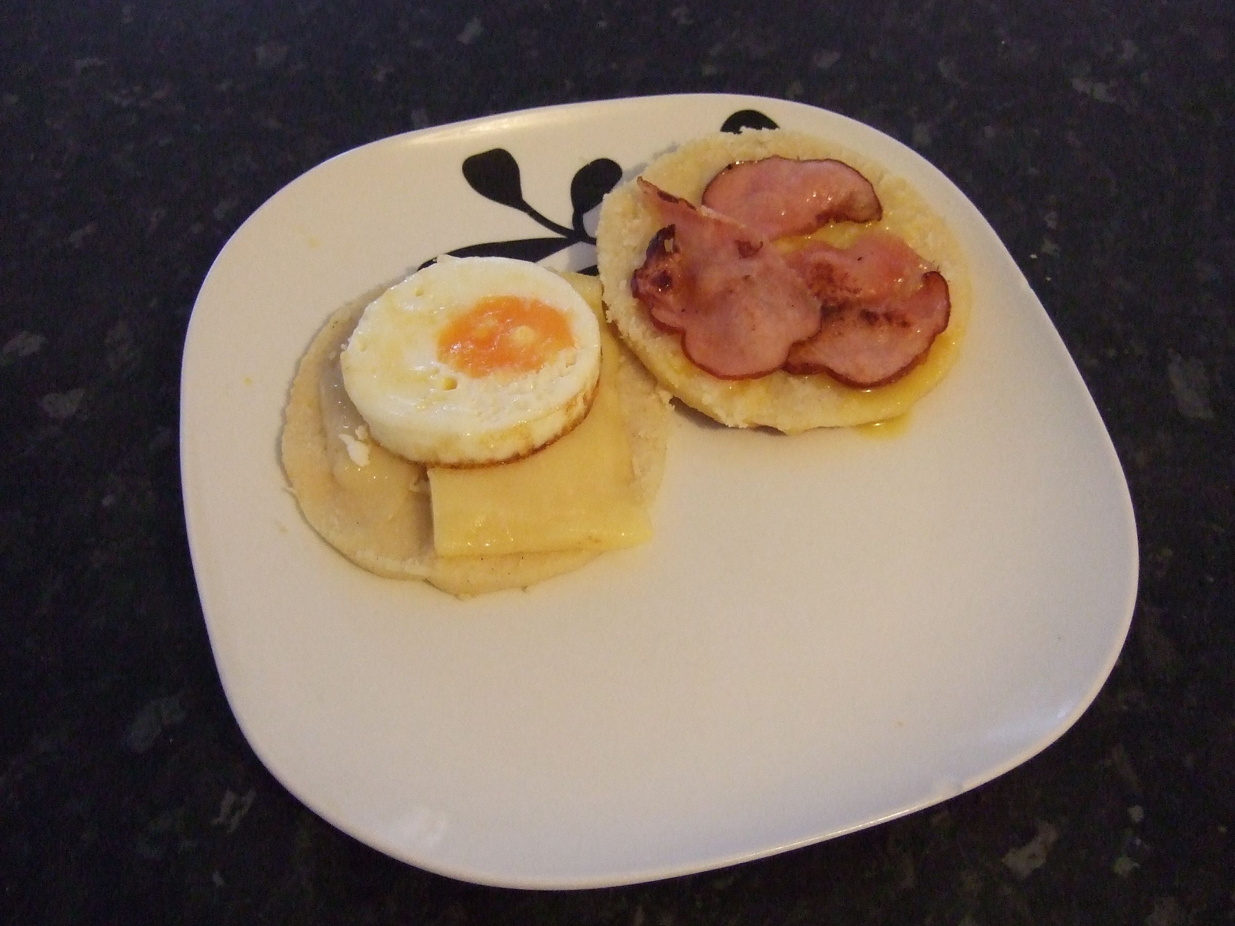 How to Make Arepas "Corn /Cakes" With Chocolate. Drink