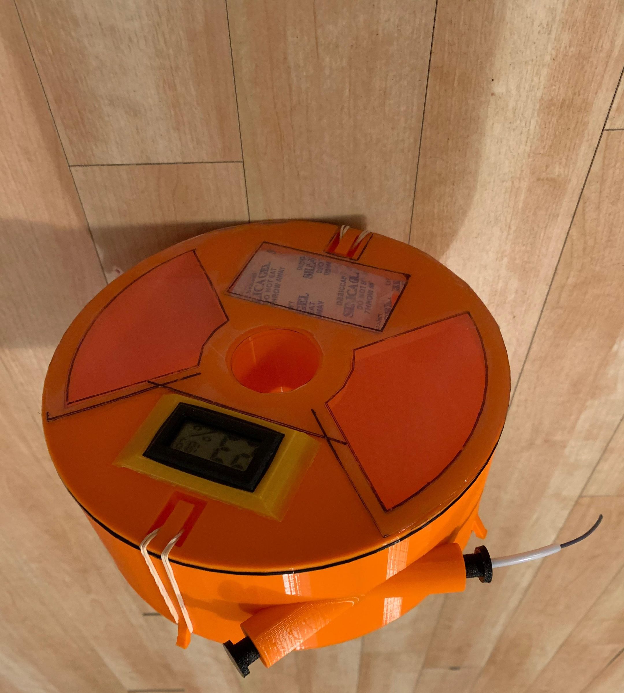 Hanging 3D Filament Dry Box