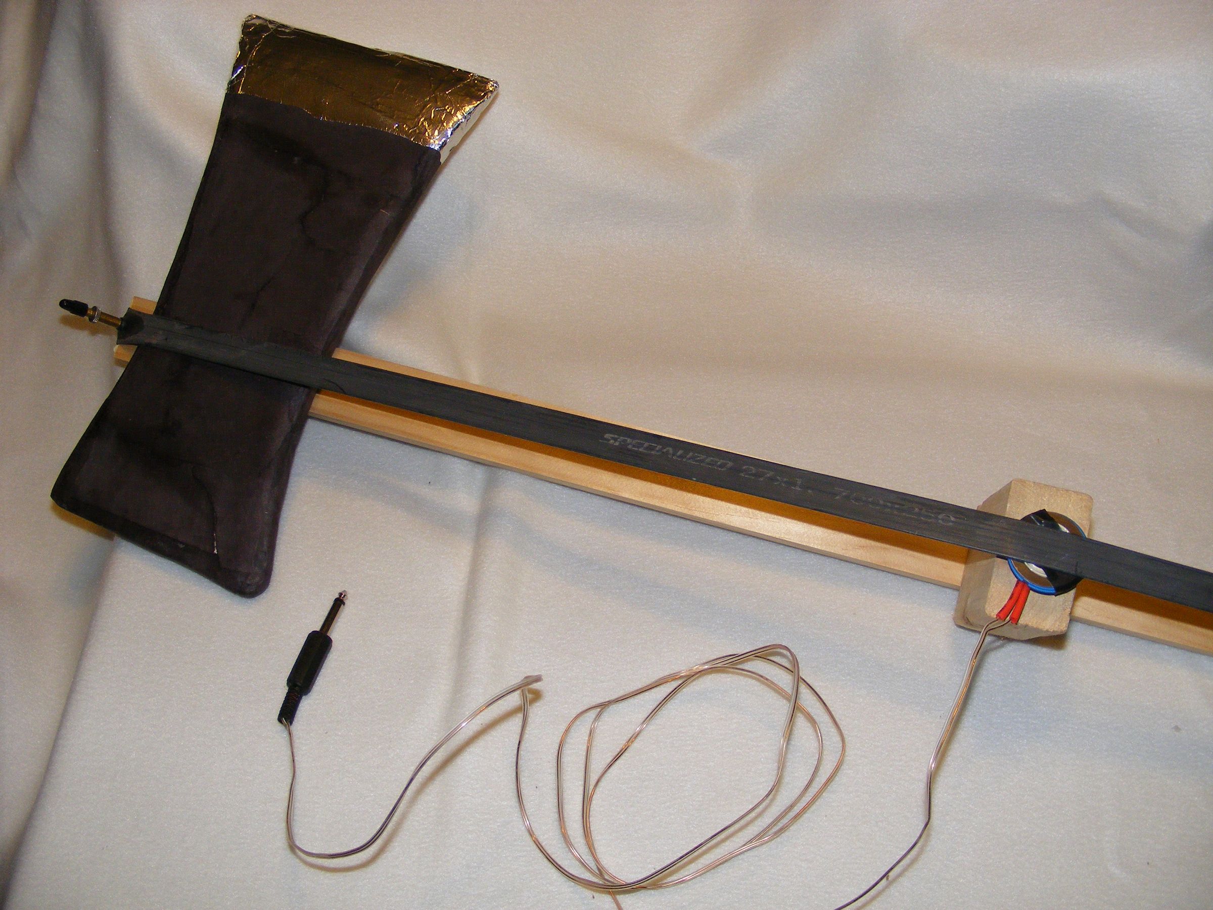 Big Axe Bass - Tool Using Animal Instrument of Mass Intonation