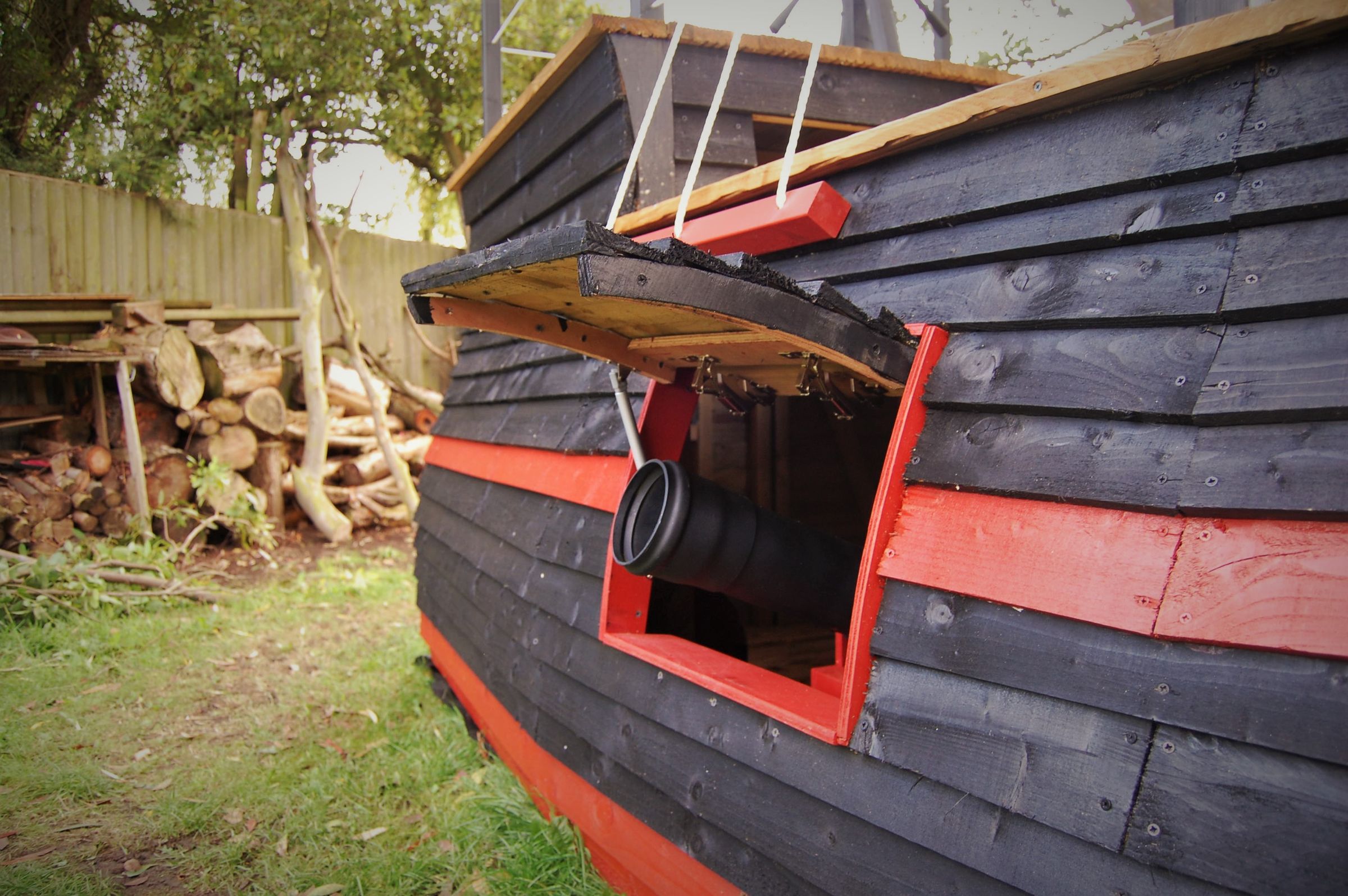 How to Make Your Own Pirate Ship Playhouse 9 Steps (with Pictures
