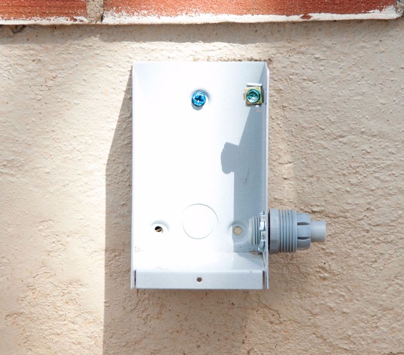 Easy Generator to Home Hook Up : 14 Steps (with Pictures) - Instructables