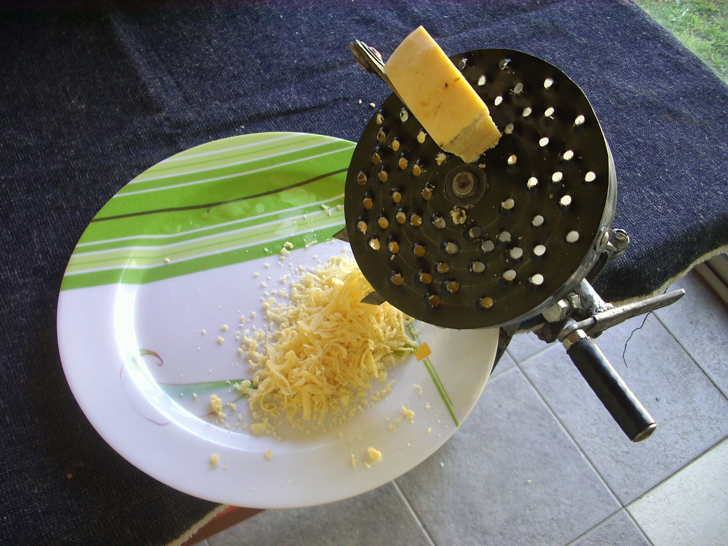 Grinder2grater (de Amoladora a Rallador)