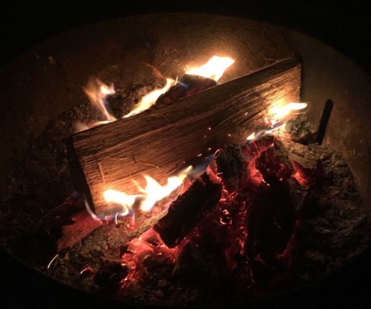 How to Avoid Overly Smokey Campfires 