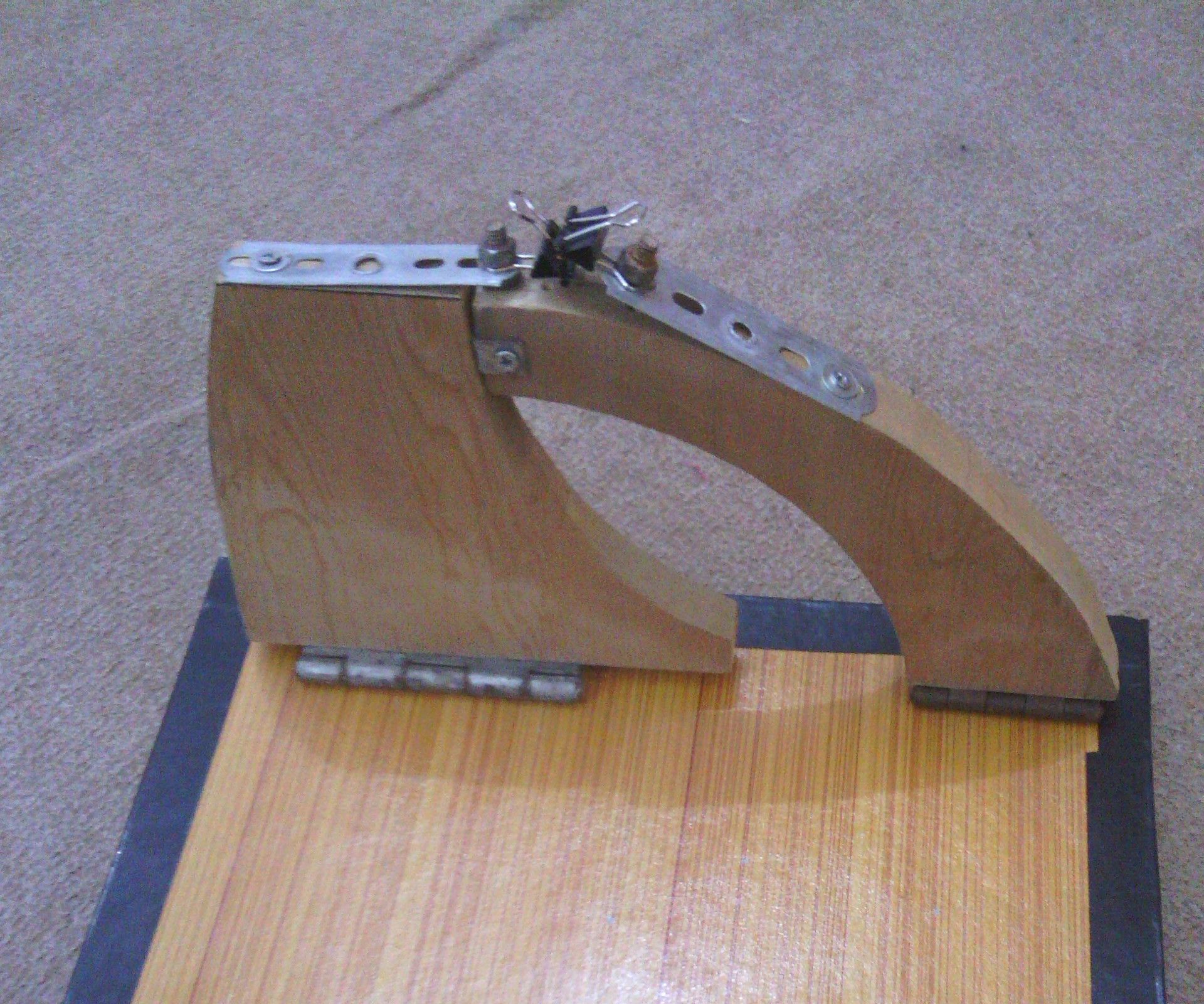 Helping hands for soldering 