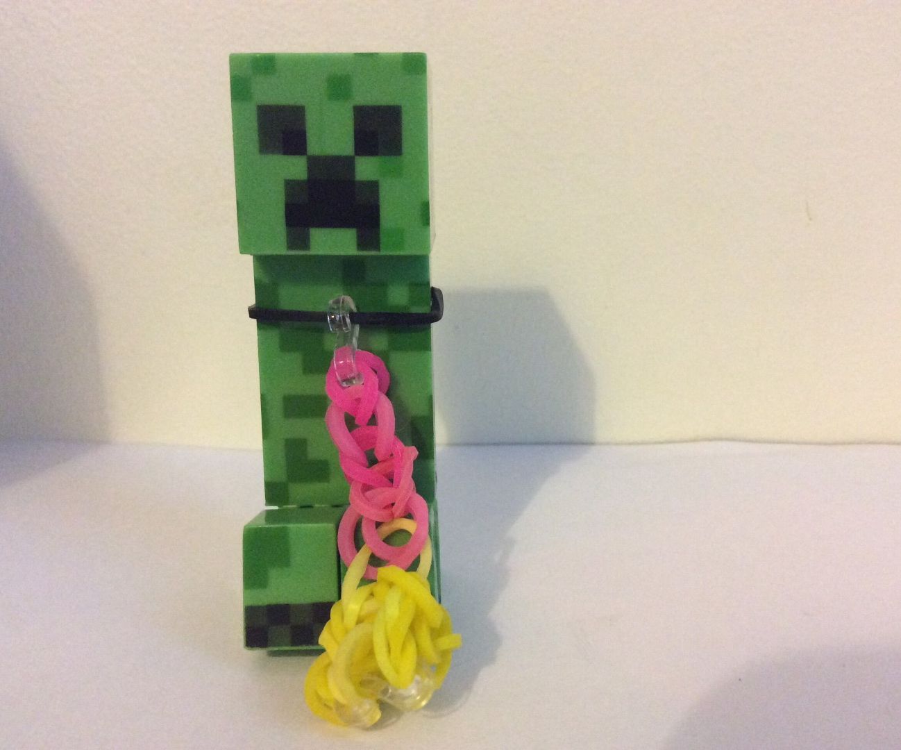 Loomband gold Medal key ring 