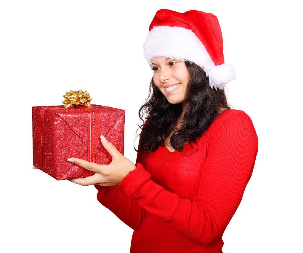 A Guide to Christmas Gift Giving for Your Man