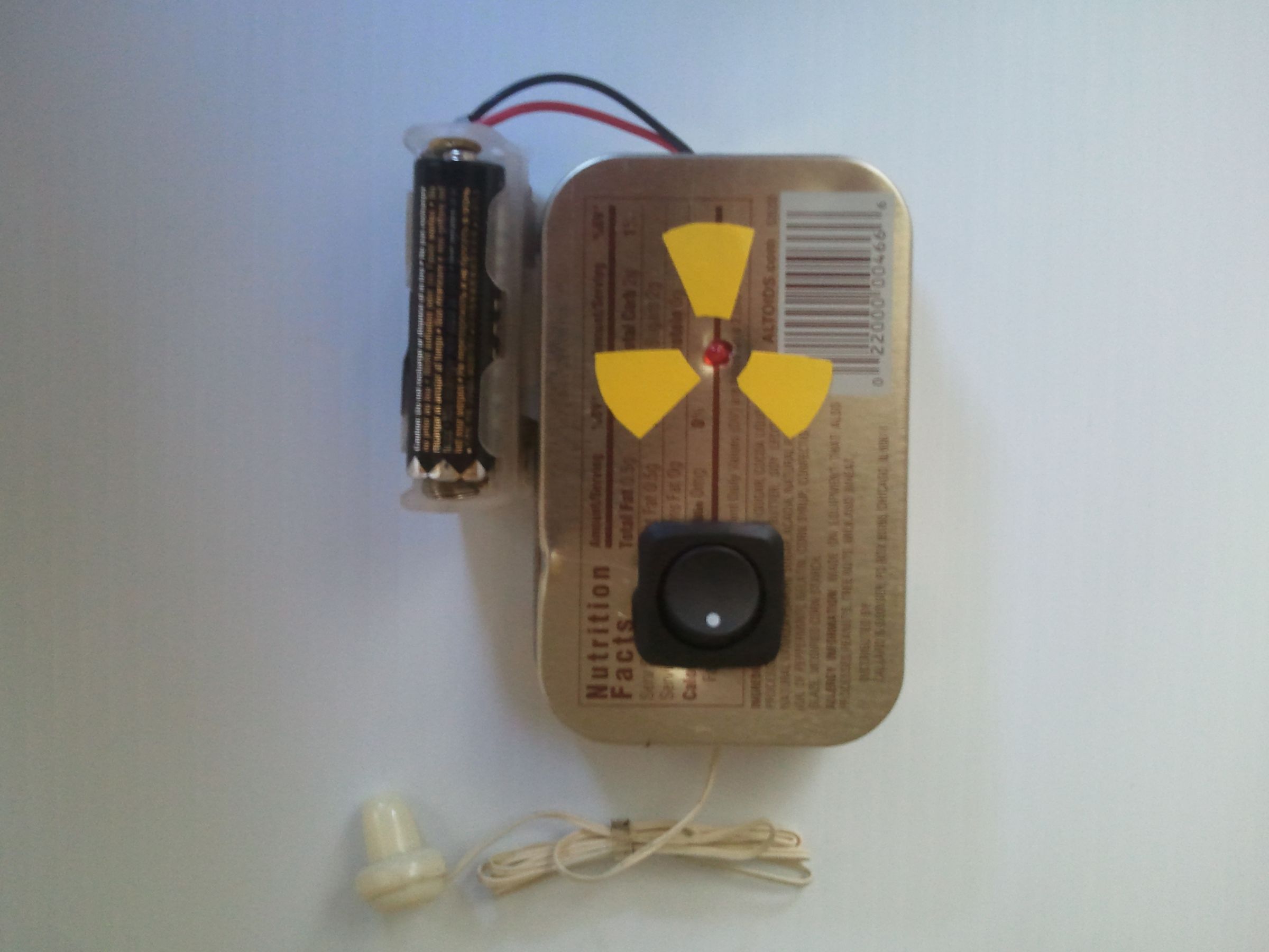 Build a Pocket Ionizing Radiation Detector (PIRD)