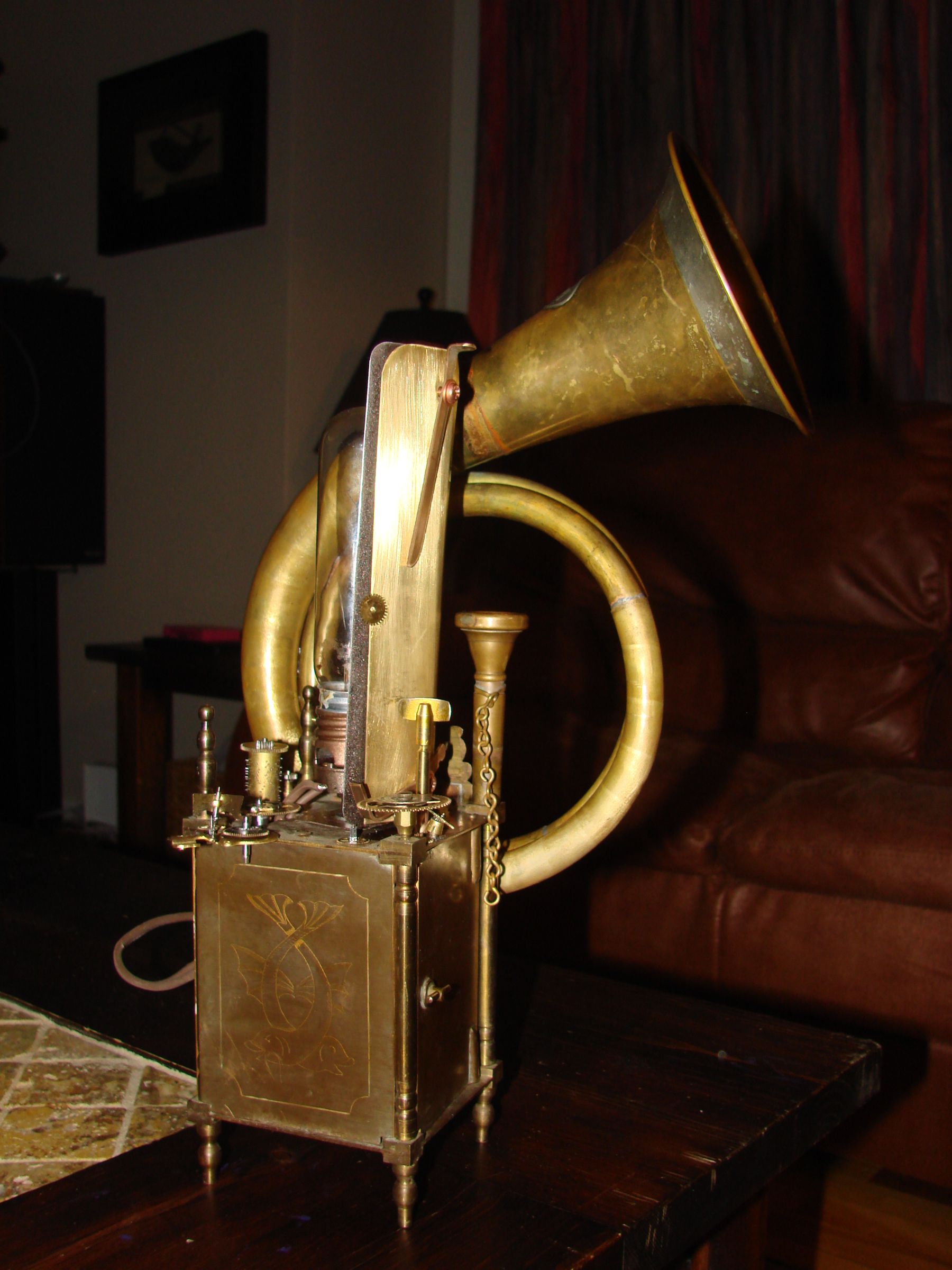 Steampunk Ipod/Lamp Box