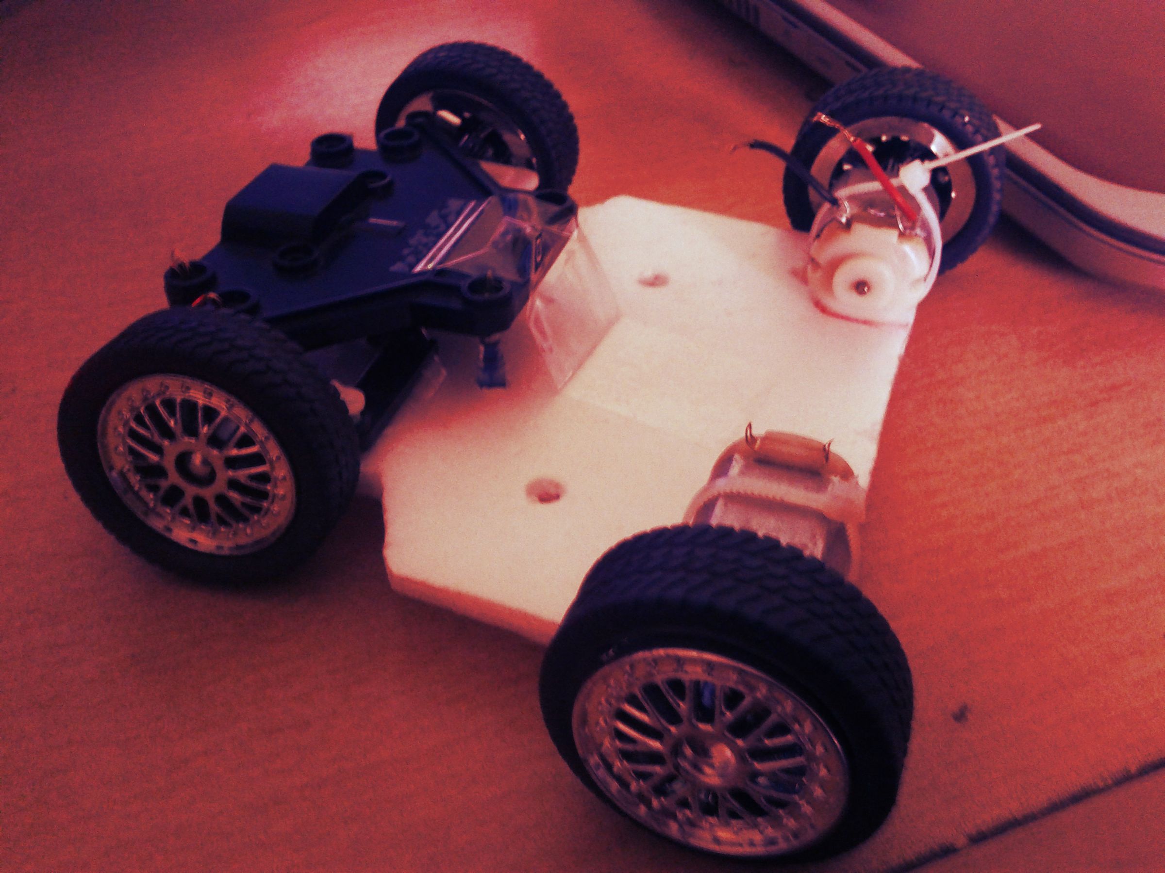 RC CAR "RoadSter"