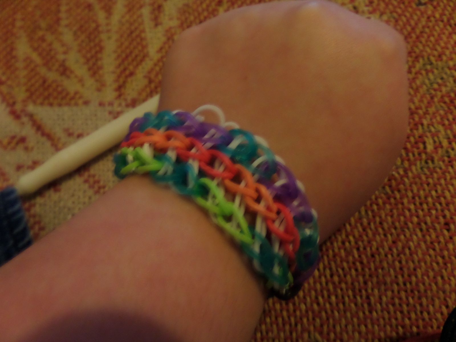 How to Make a Rainbow Loom Tipple Single.