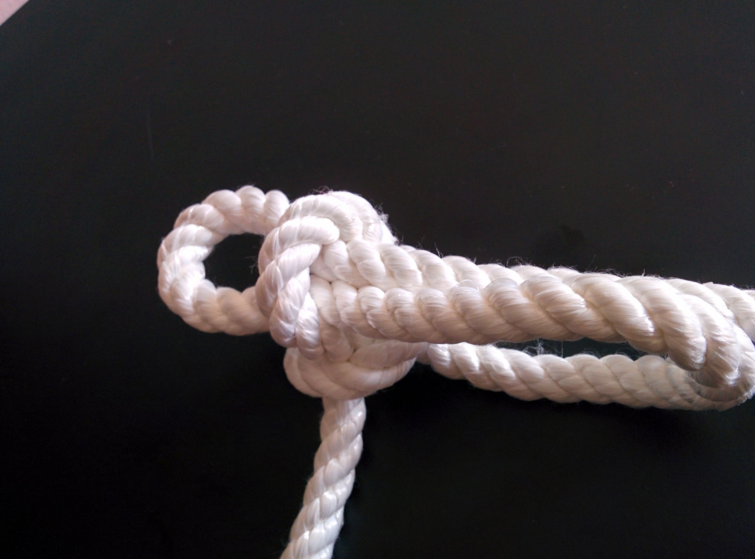 How to Make a Designer Mirror Frame Using Rope : 3 Steps (with Pictures ...