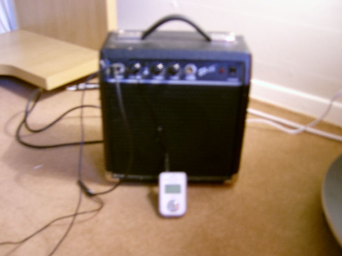Mp3/Ipod Lead to Guitar Amplifier