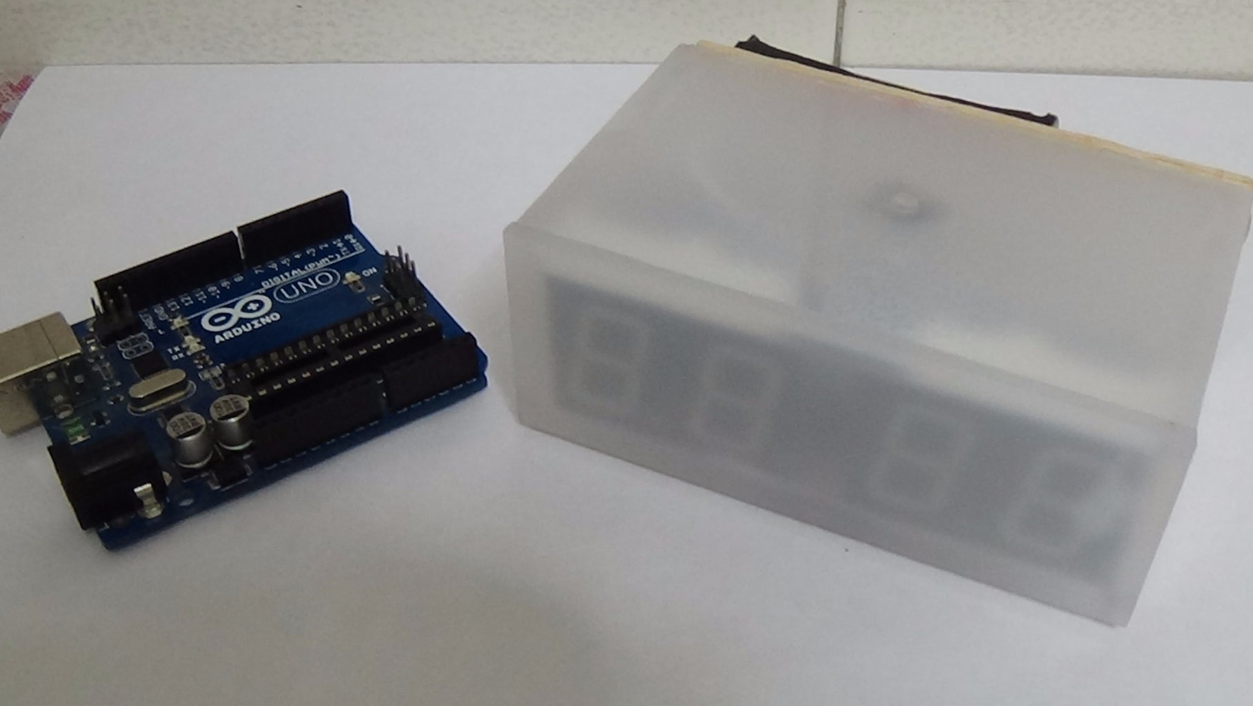 Arduino 7 Segment Display Clock (+sound Activation)