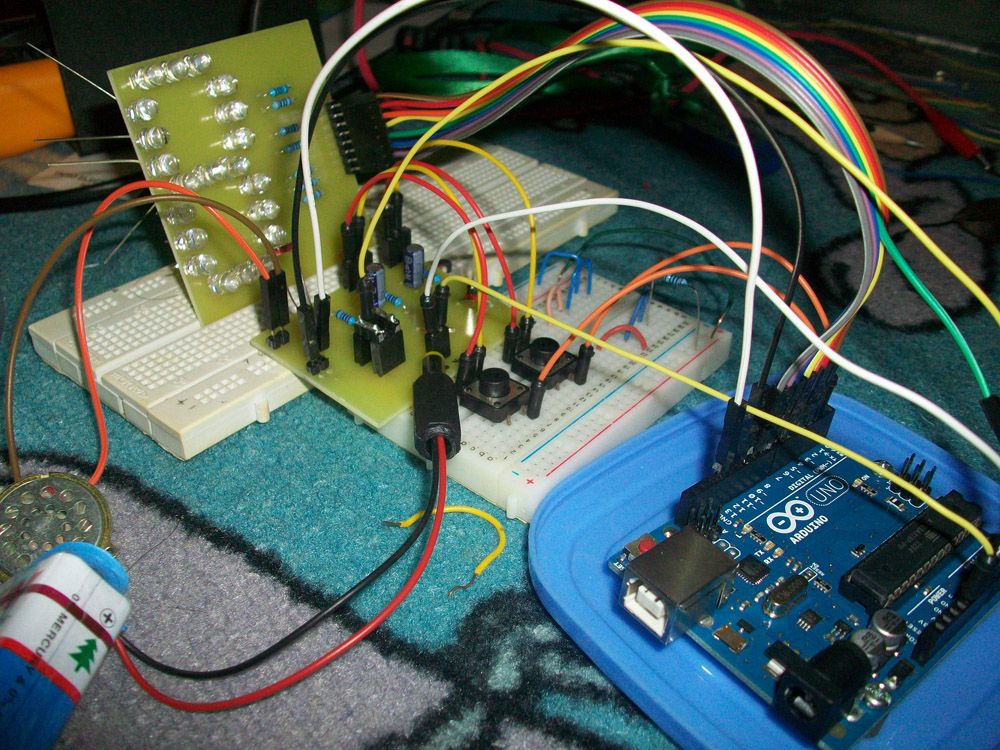Arduino - Theremin With 7 Segment LED Display