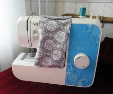 Hanging Pouch for Your Sewing Machine Pedal