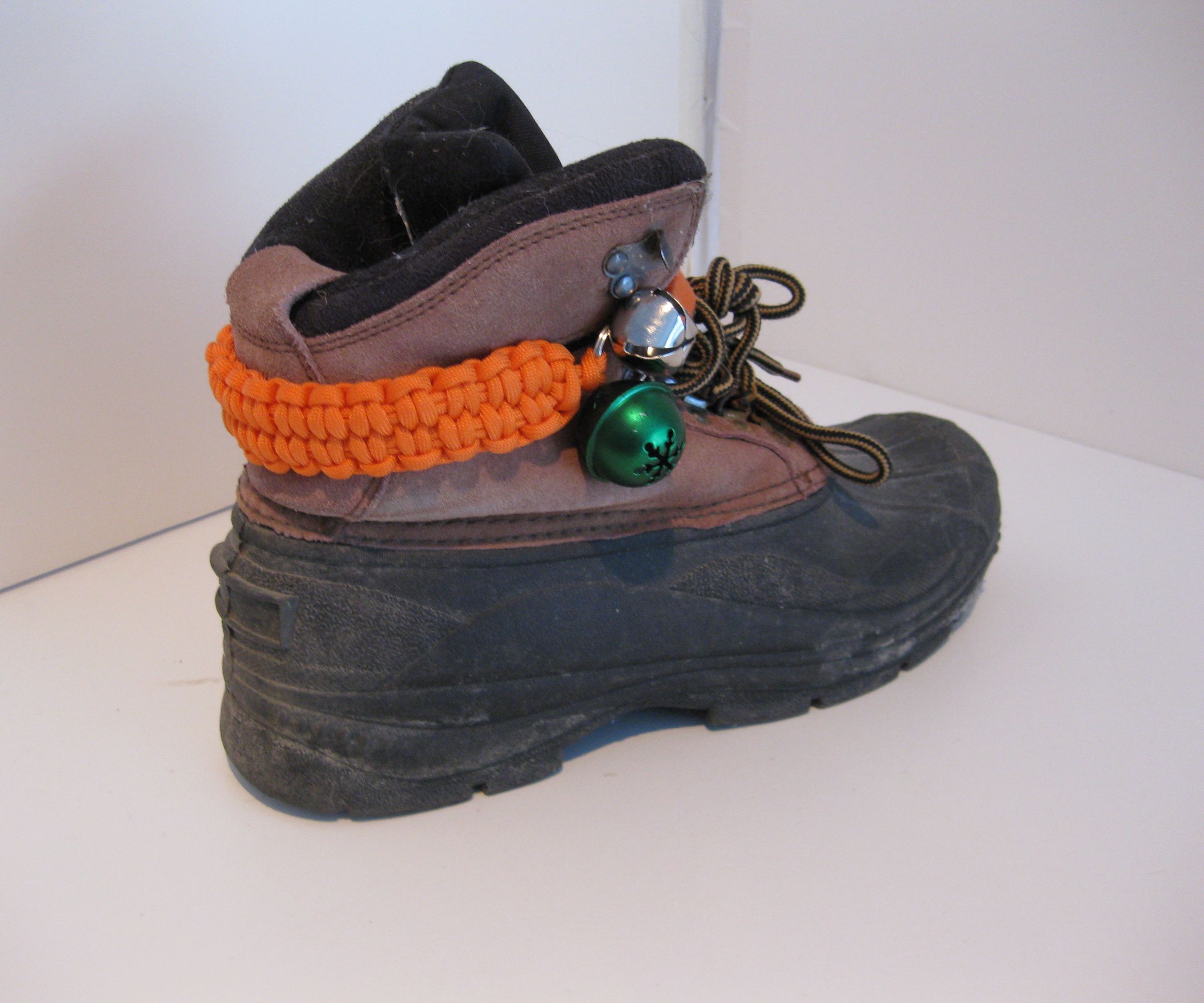 Bear Bell Paracord Ankle Strap