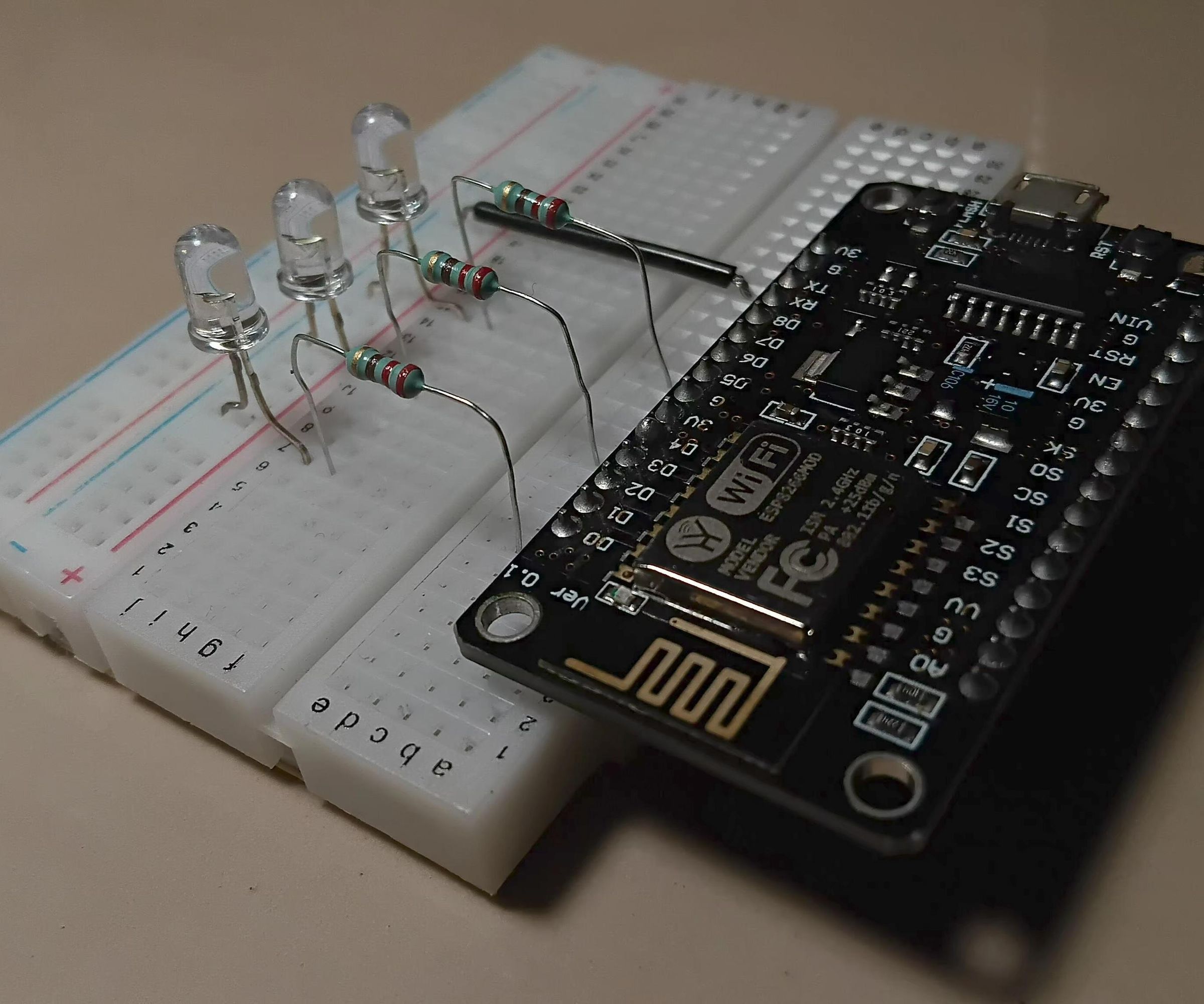 Standalone IoT: Control LEDs With ESP8266 Web Server (No Internet)