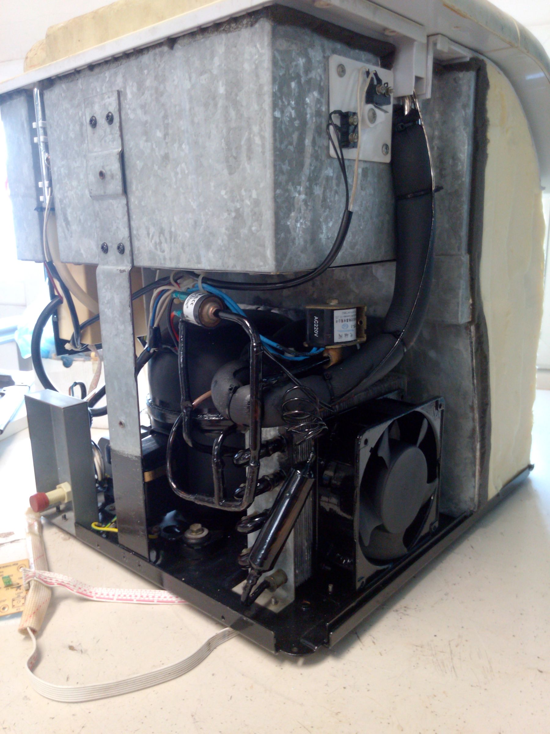 Restore an Old Burned Ice Maker. 4 Steps Instructables