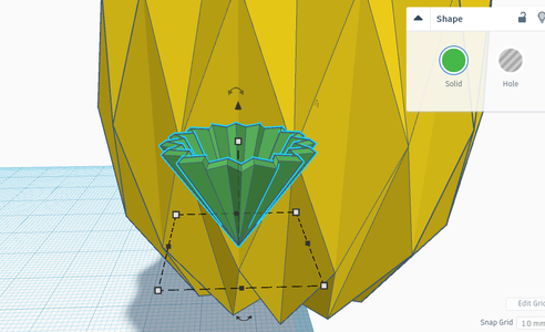 Making the Pineapple's Leaves