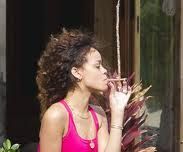 How to Roll a Cigarette (18+)