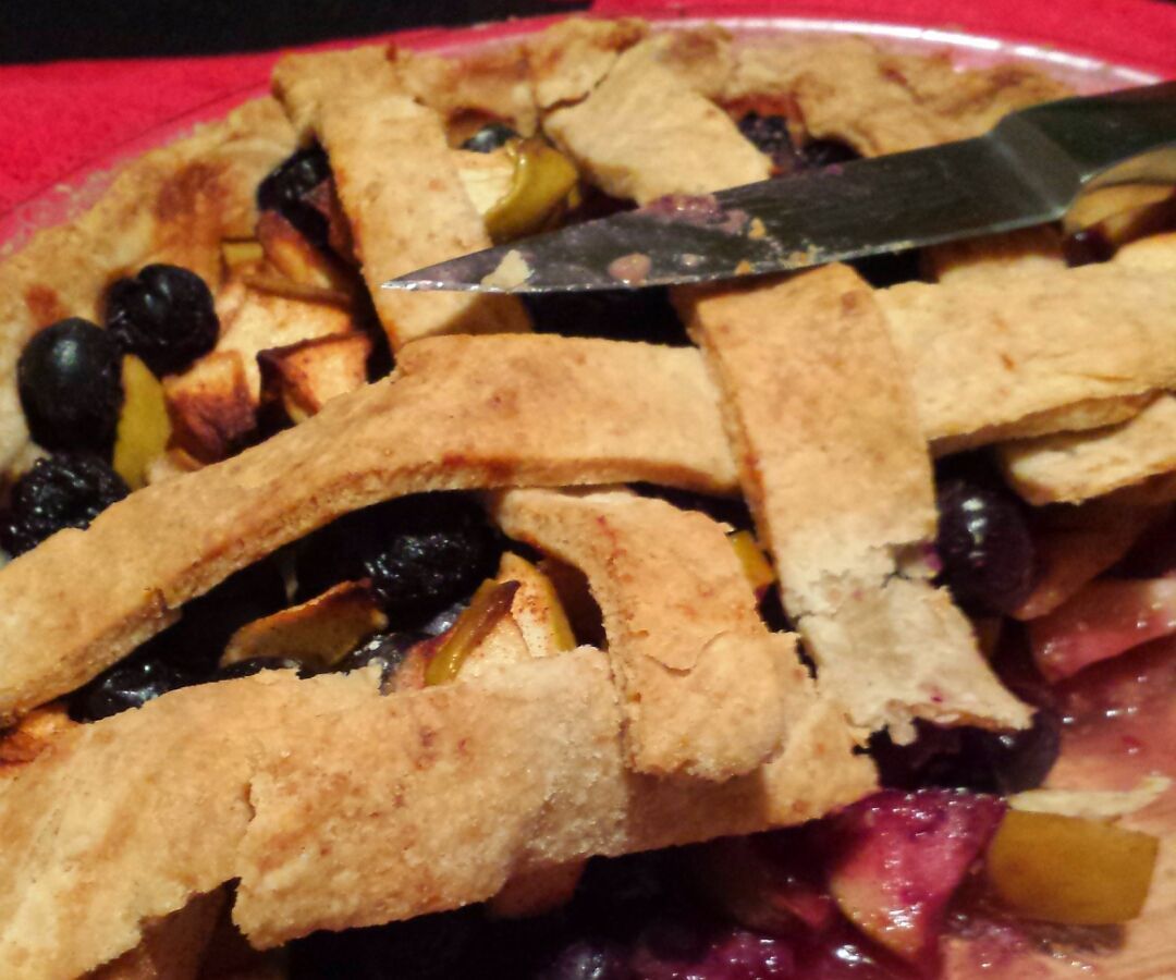 Blueberry Apple Pie