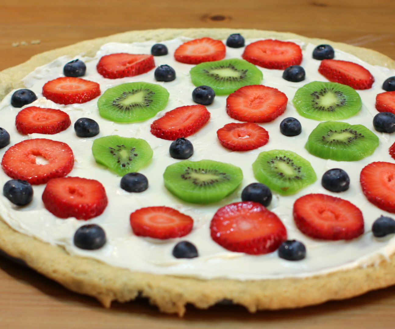 Easy Dessert Pizza