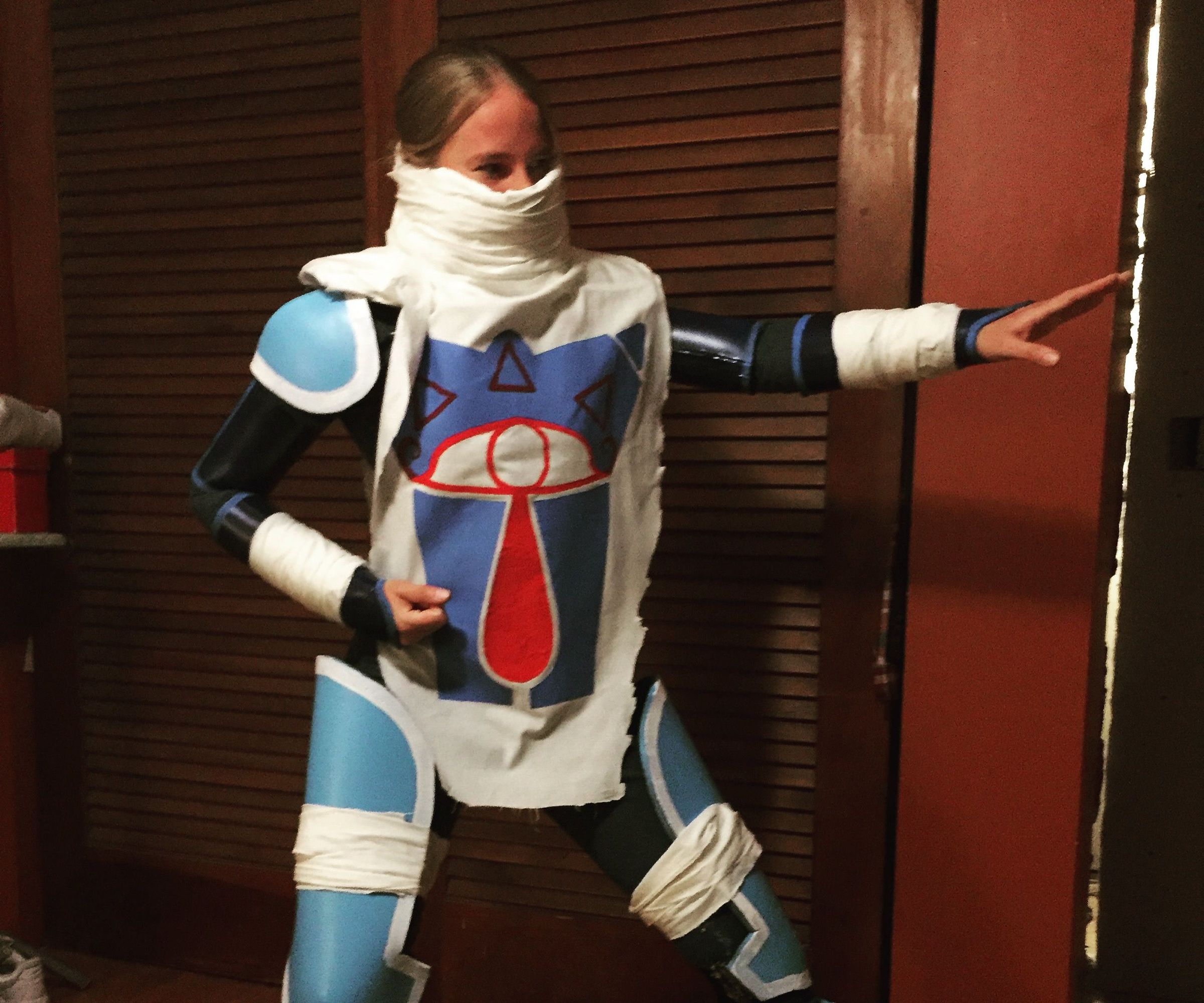 No Sew Costume: Sheik's Cowl - Spray Glue Only!