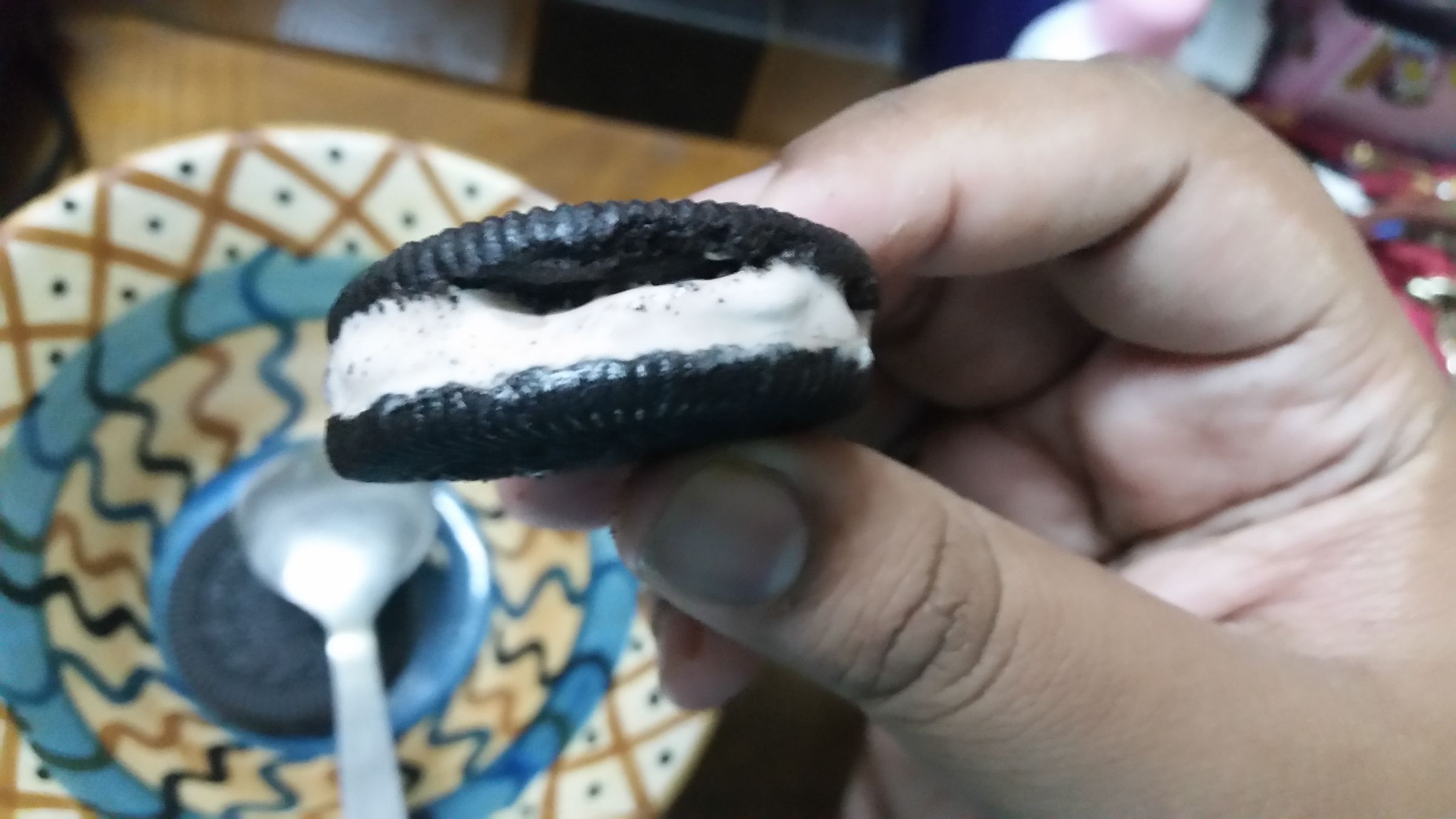 1 Minute Oreo Icecream Sandwich 