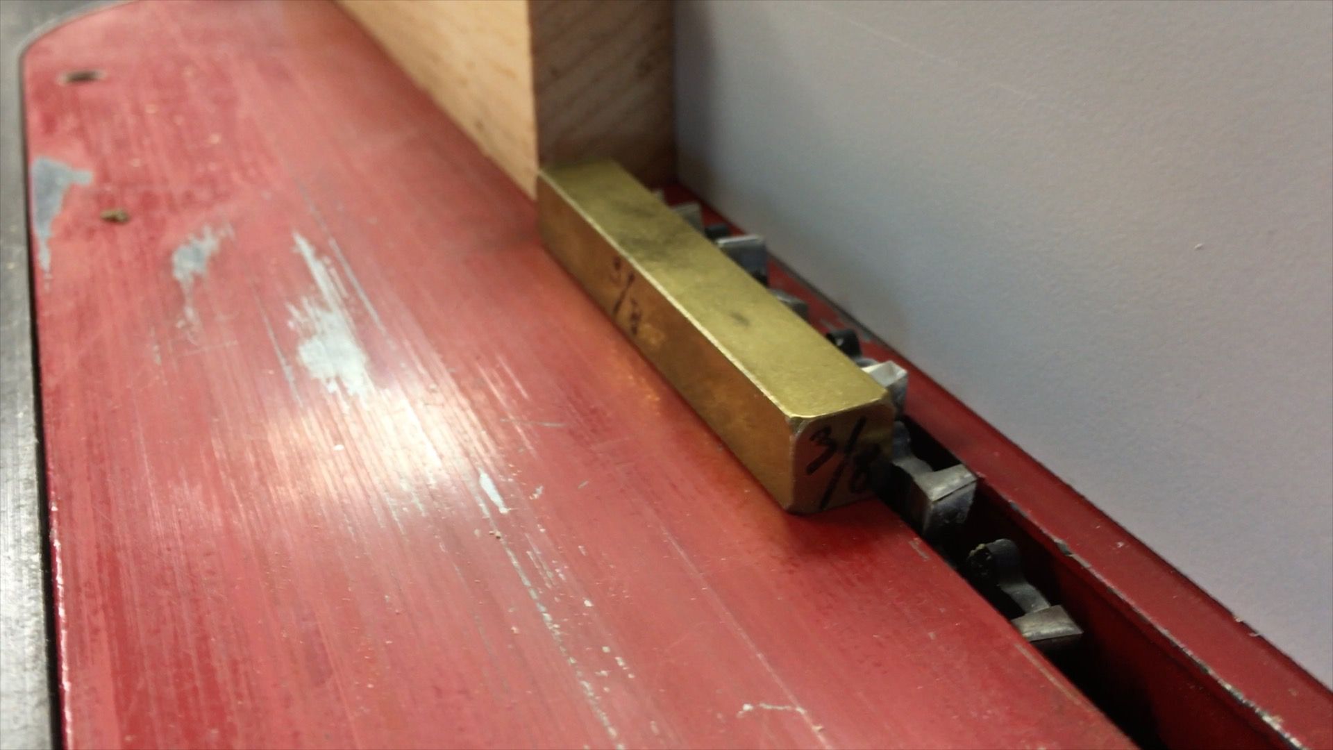 How to Make Tongue and Groove Joinery 2 Different Ways! 8 Steps (with Pictures) Instructables
