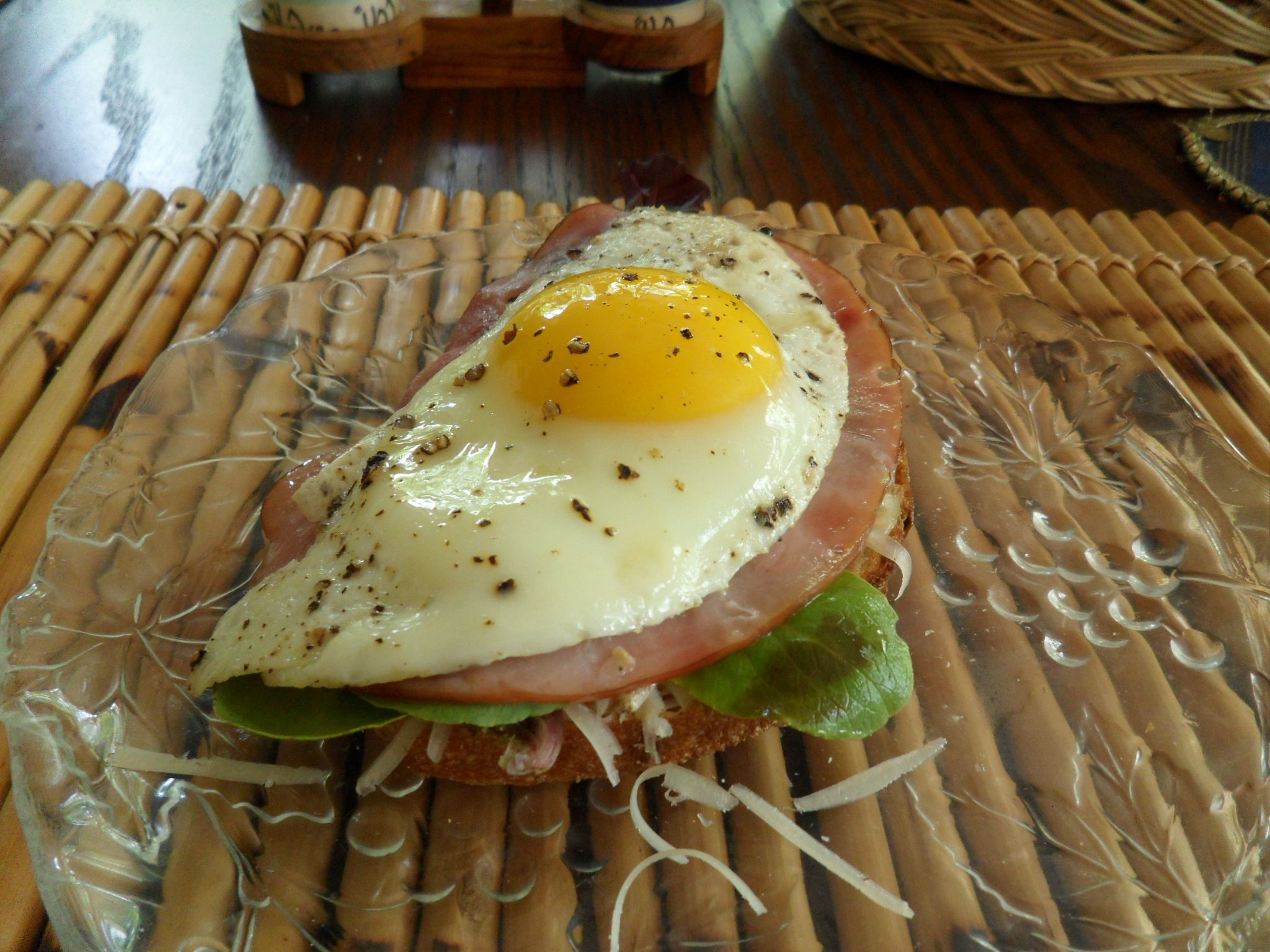 5 Minute Egg Sandwich