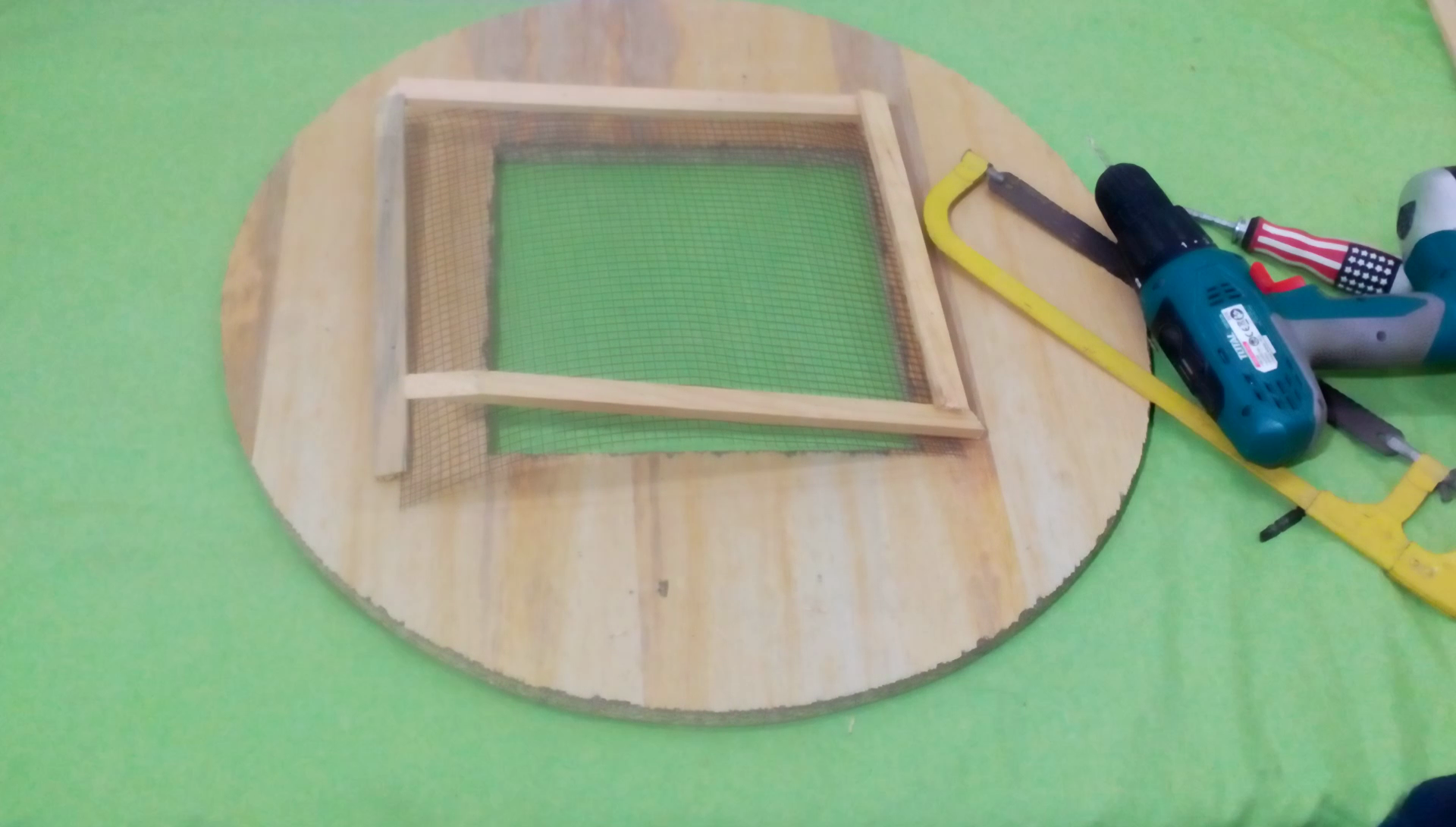 How to Make Brooder for Chicks : 7 Steps (with Pictures) - Instructables