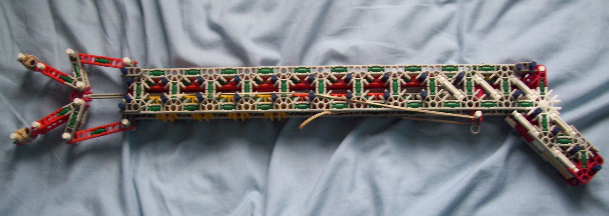 Knex Grabber T.N.K.I.T Round 3 Entry