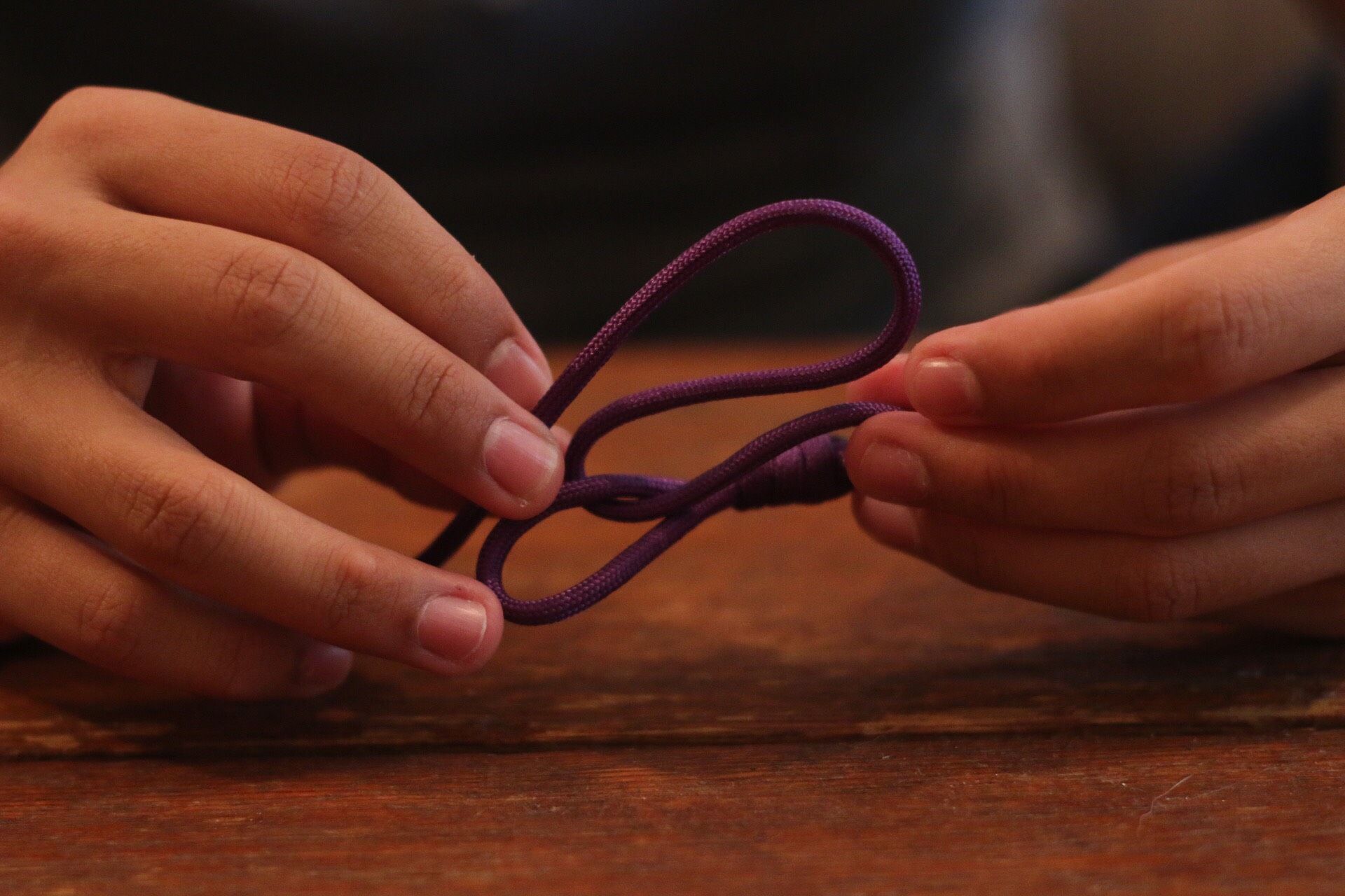 Paracord Noose Bracelet (tutorial) 5 Steps Instructables