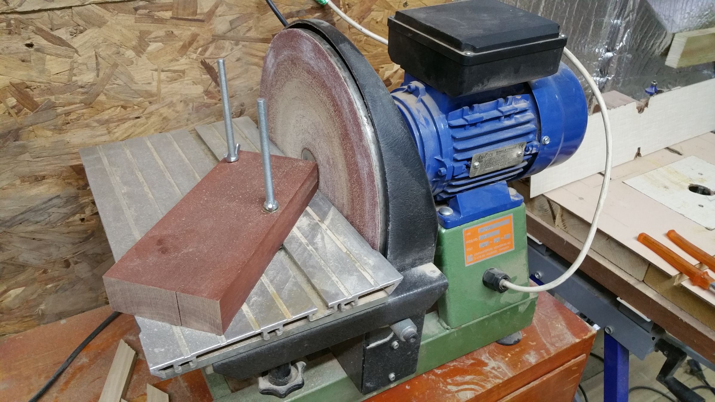 Perfect Mitre Joints for Picture Frames