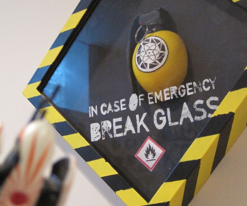 Portal Lemon Grenade Display