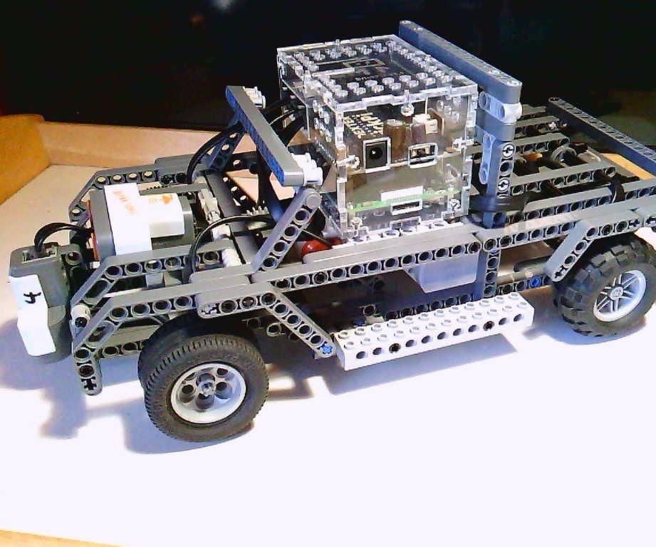 The Covid-19 Delivery Truck - Legos and Scratch Programming