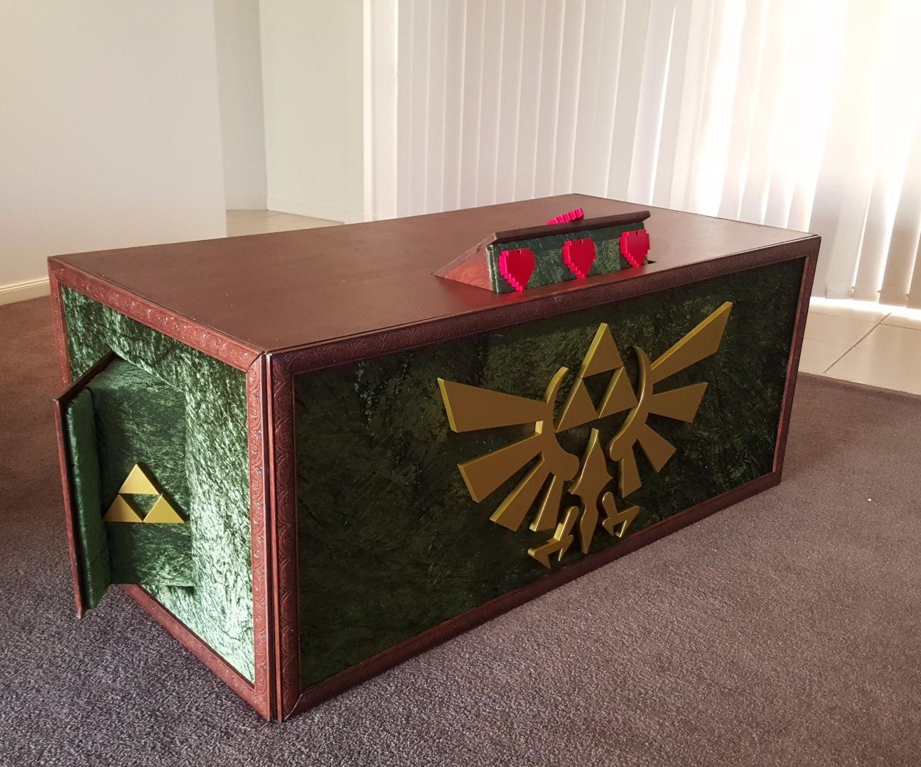 Legend of Zelda Surround Sound Tv Cabinet