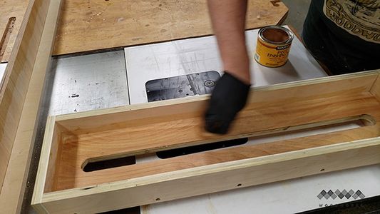 How to Make a Router Sled to Flatten Slabs : 9 Steps (with Pictures ...
